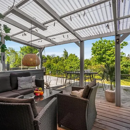 Holiday home Ally - 1-2km From The Sea By Interhome *