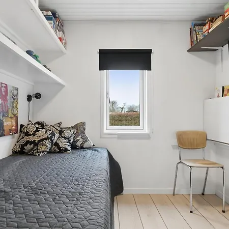 Ally - 1-2km From The Sea By Interhome *
