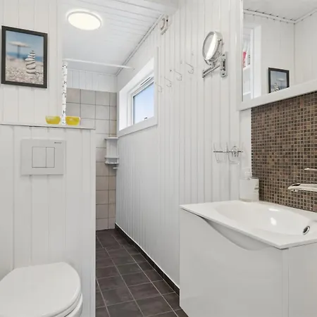Ally - 1-2km From The Sea By Interhome Holiday home Allingabro